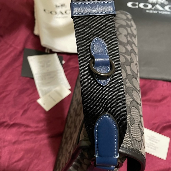 COACH Crossbody Unisex. In absolute perfect condition. - Picture 2 of 11